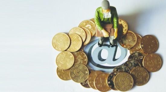 美联储政策前瞻：哈马克称无需紧急降息，通胀与中性利率成关键考量