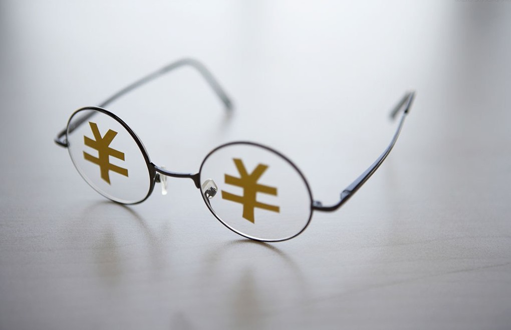 黄金很难收复上日录得的近两周最大单日跌势；大选临近之际，特朗普又作出不可思议之举